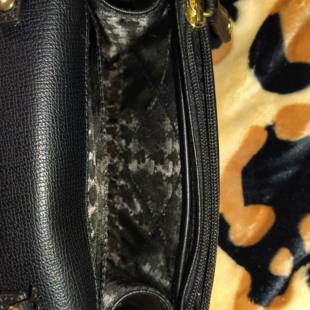 Karl Lagerfeld Black Crossbody Bag with Gold Heart Accents - Picture 6 of 7